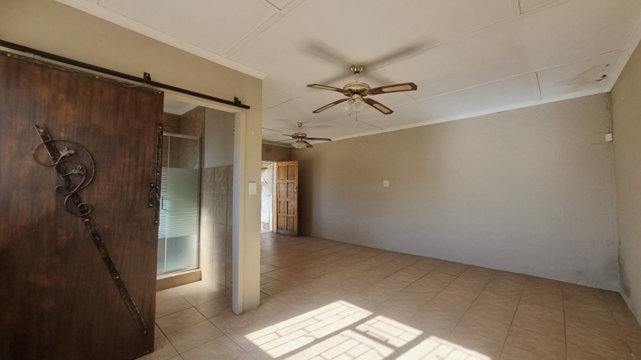 3 Bedroom Property for Sale in Oranjeville Free State
